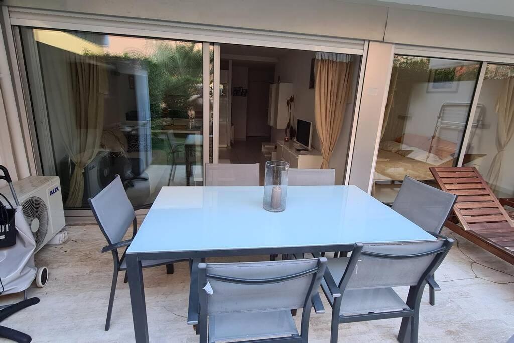 Le Lodge, T2 Classe 3 Etoiles Avec Jardin, Parking, Piscine & Mer A 2 Pas Menton Exterior photo