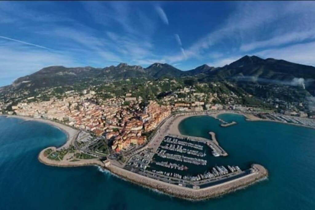 Le Lodge, T2 Classe 3 Etoiles Avec Jardin, Parking, Piscine & Mer A 2 Pas Menton Exterior photo